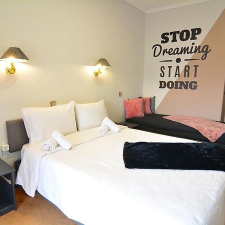 King Alexander Hotel Florina Bagian luar foto